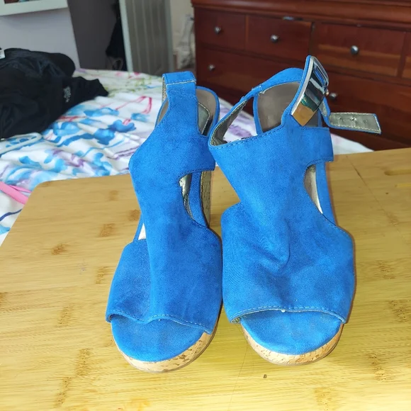 Blue corks pump wedges - Picture 2 of 5